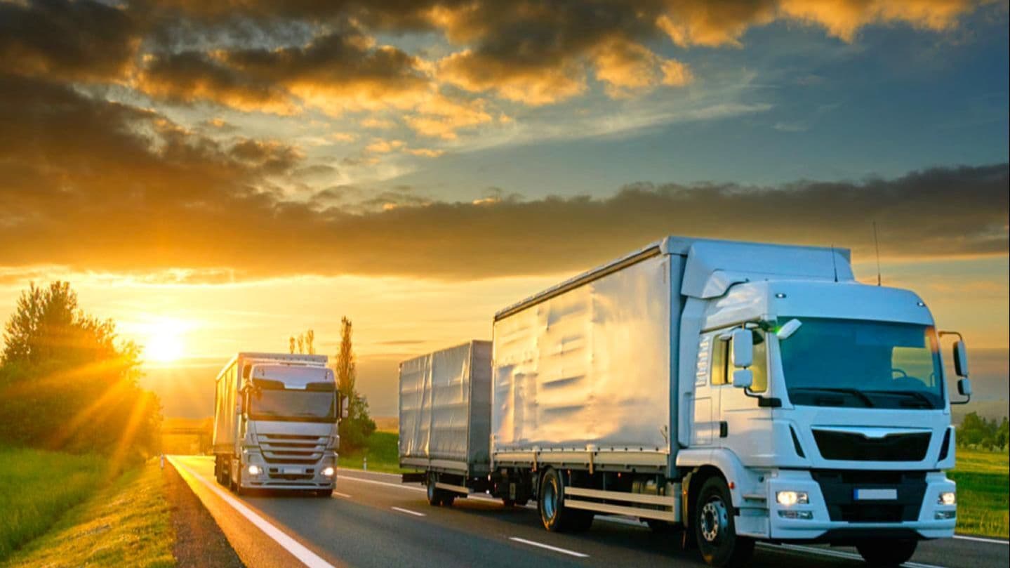 Maersk's US Fuel Surcharge Increase: Managing Freight Quotes with Starboard